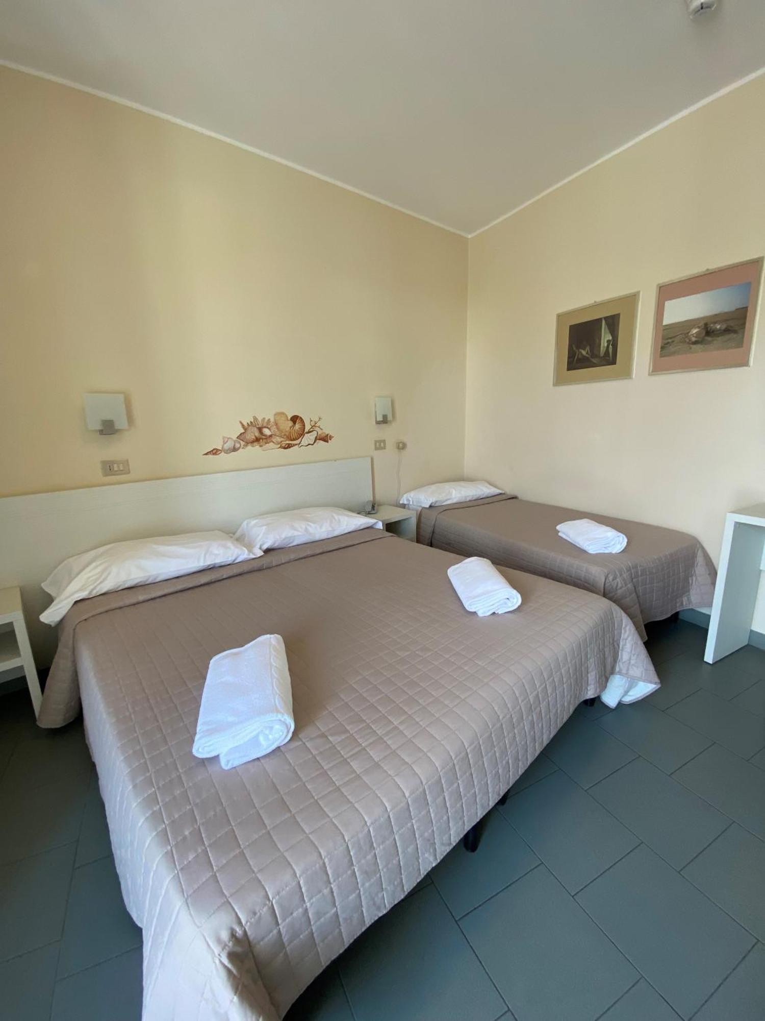 Standard Triple Room,1655353421:JPEG