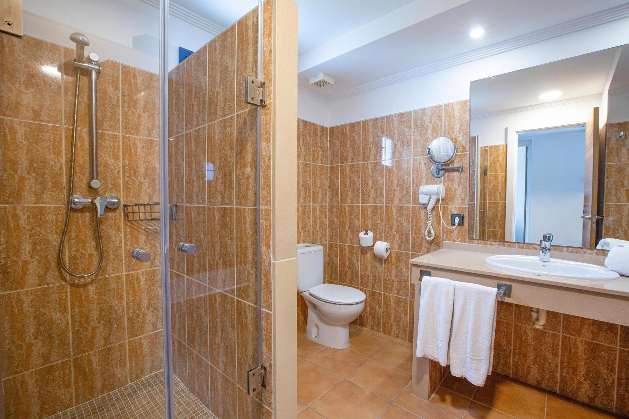 Apartment mit Poolblick