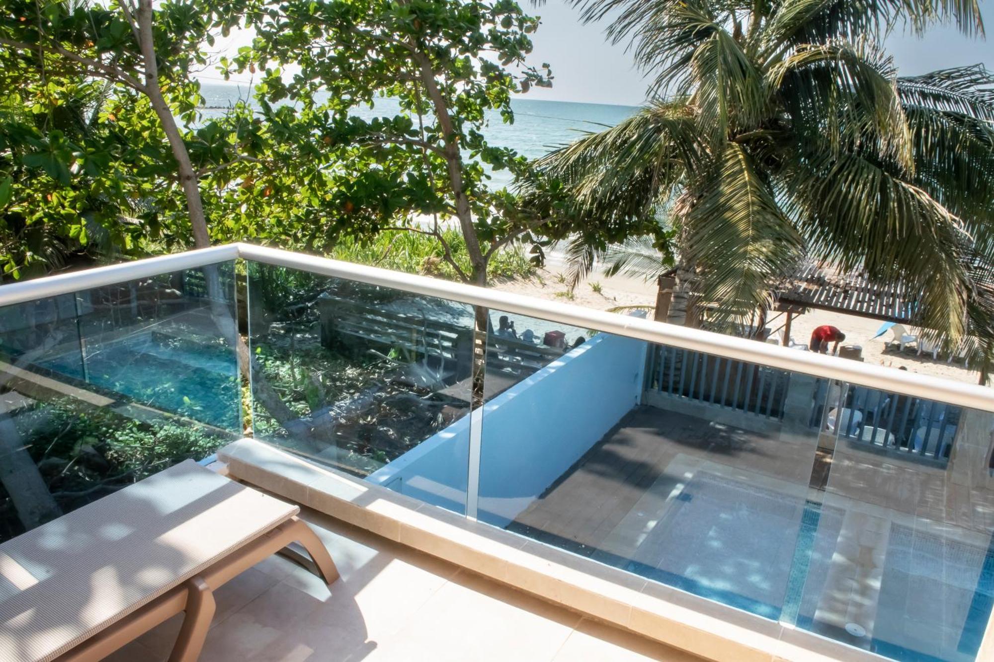 Habitación Doble con balcón y vistas al mar