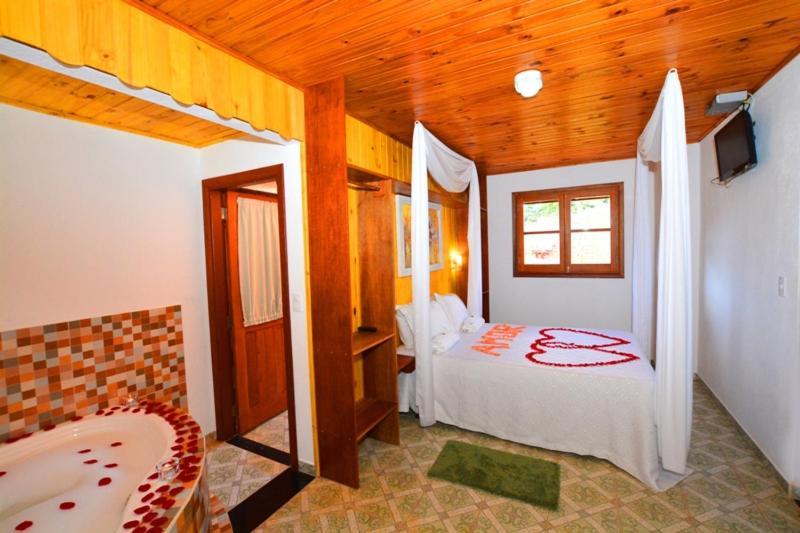 Family Suite with Jacuzzi