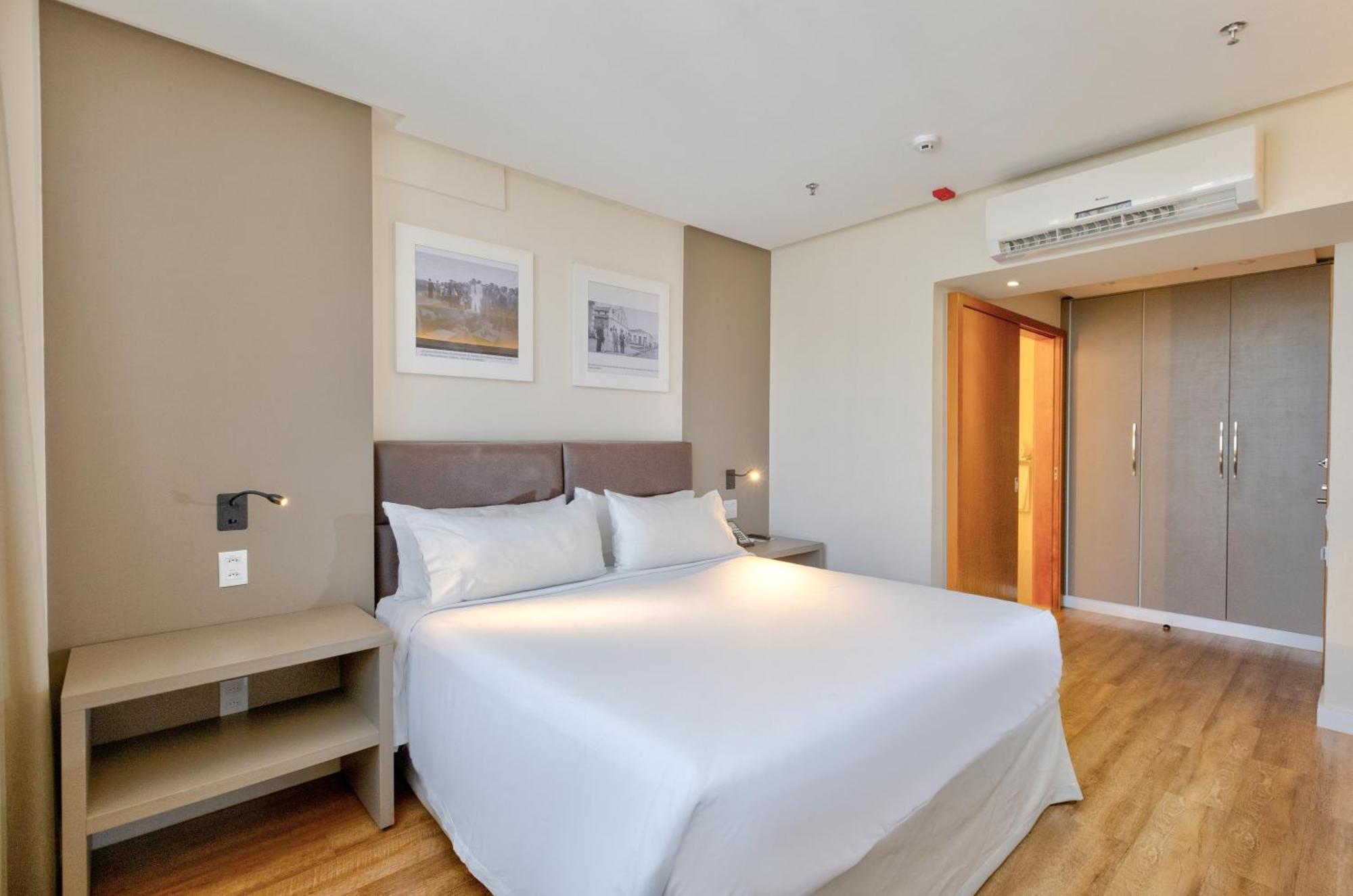 Standard King Room - Accessible