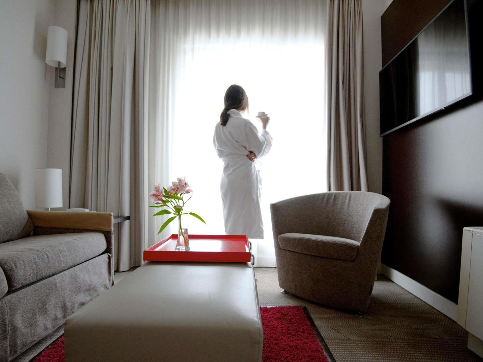 Suite, 1 double bed with double sofa bed,1704846146:JPEG