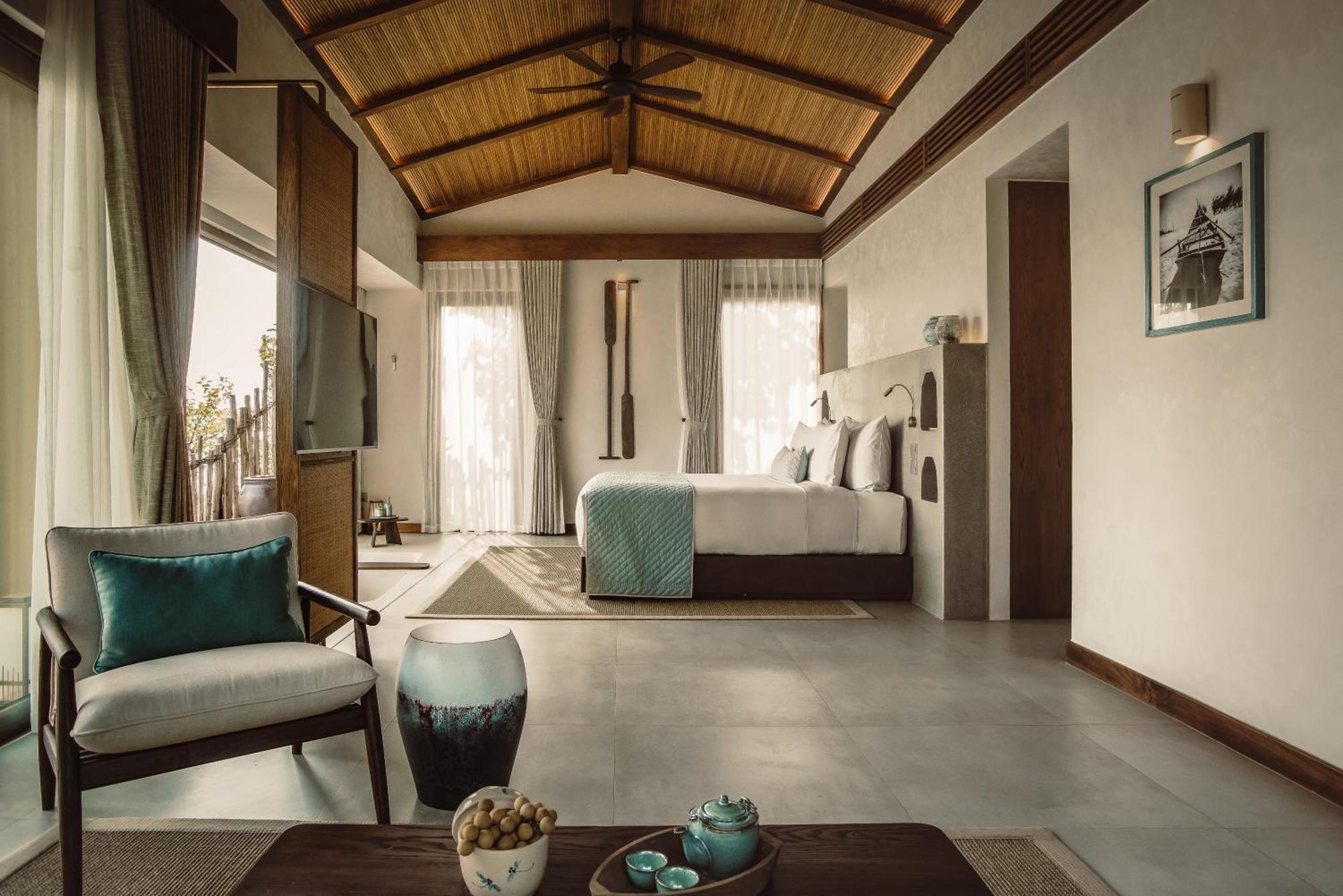 River Pool Villa - King Bed