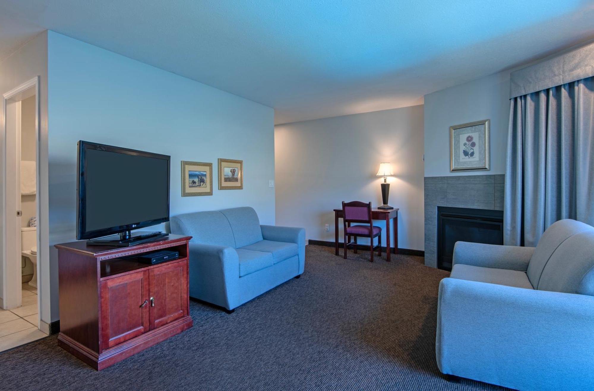 Jacuzzi King Room with Balcony