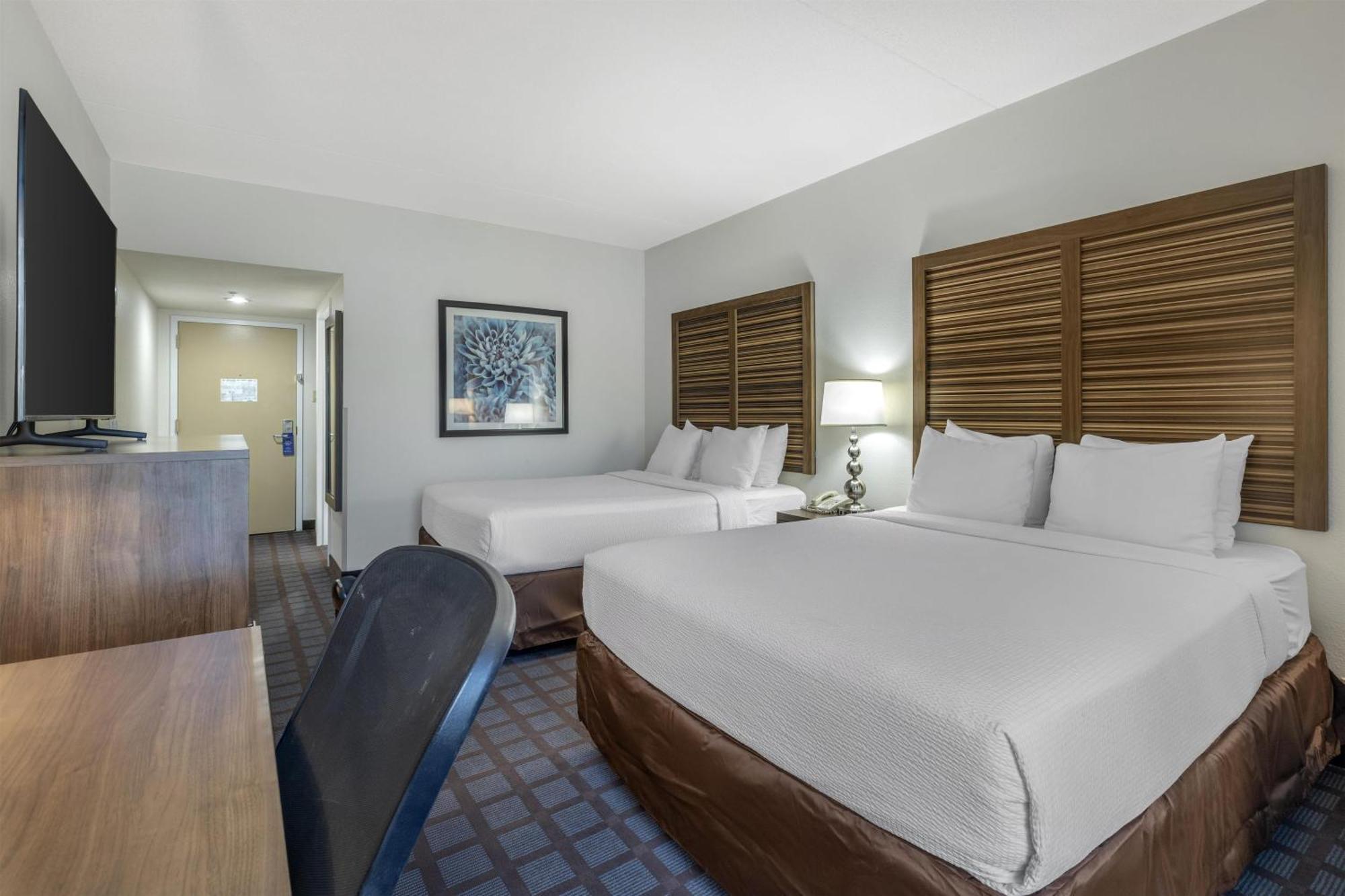 Queen Room with Two Queen Beds - Non-Smoking