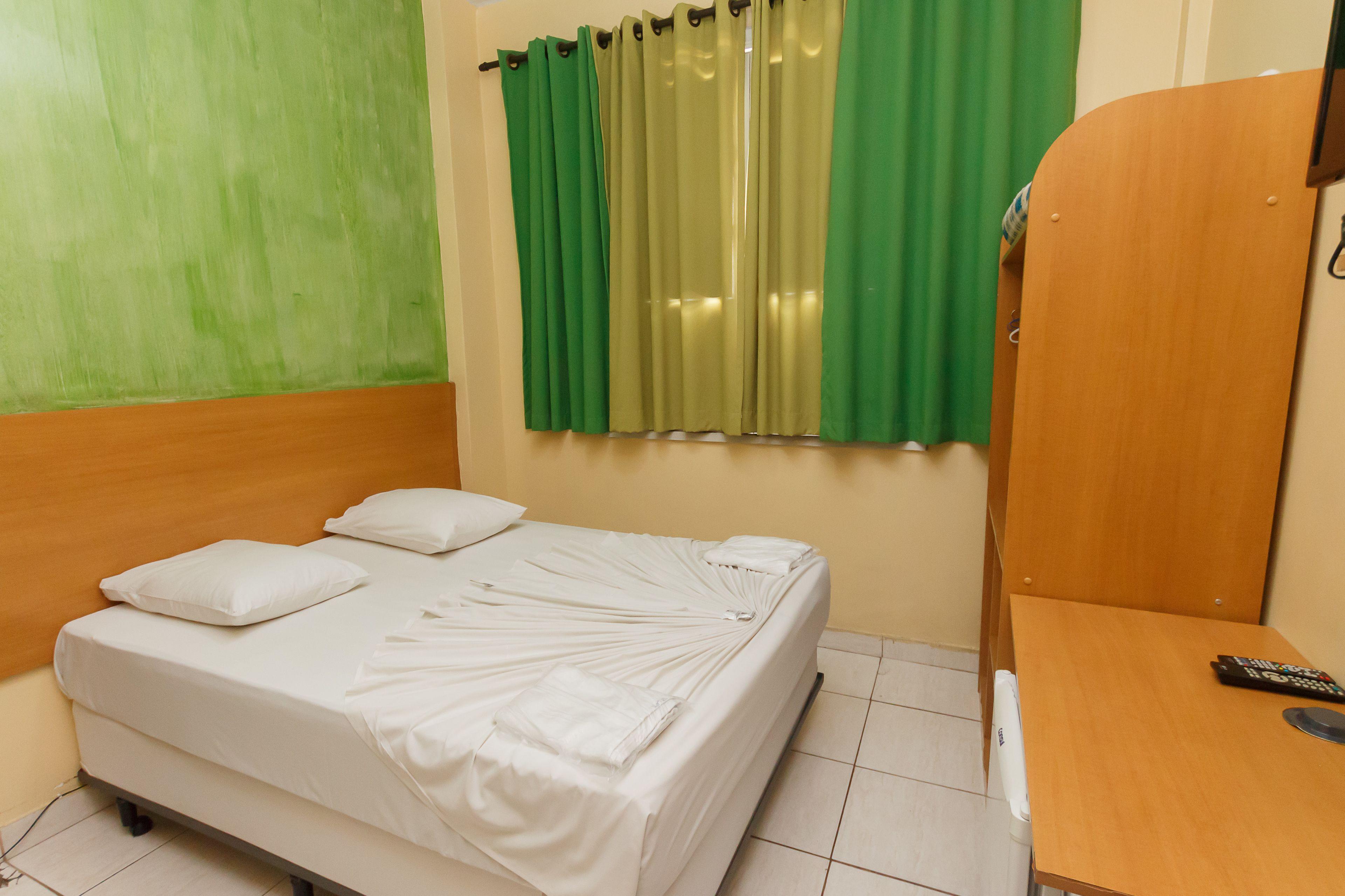 Quarto Standard com Cama de Casal ou 2 de Solteiro