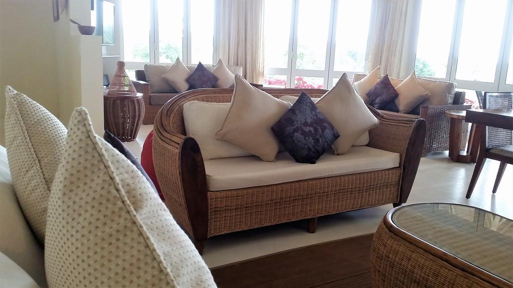 Plantation House - 800m from resort