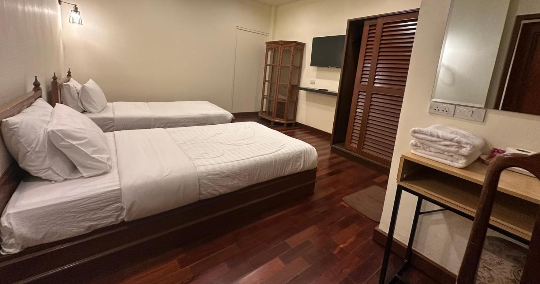 Chambre Double ou Lits Jumeaux Économique
