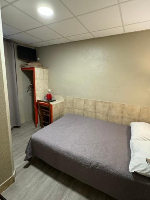 Double Room Shower,1742582236:JPEG