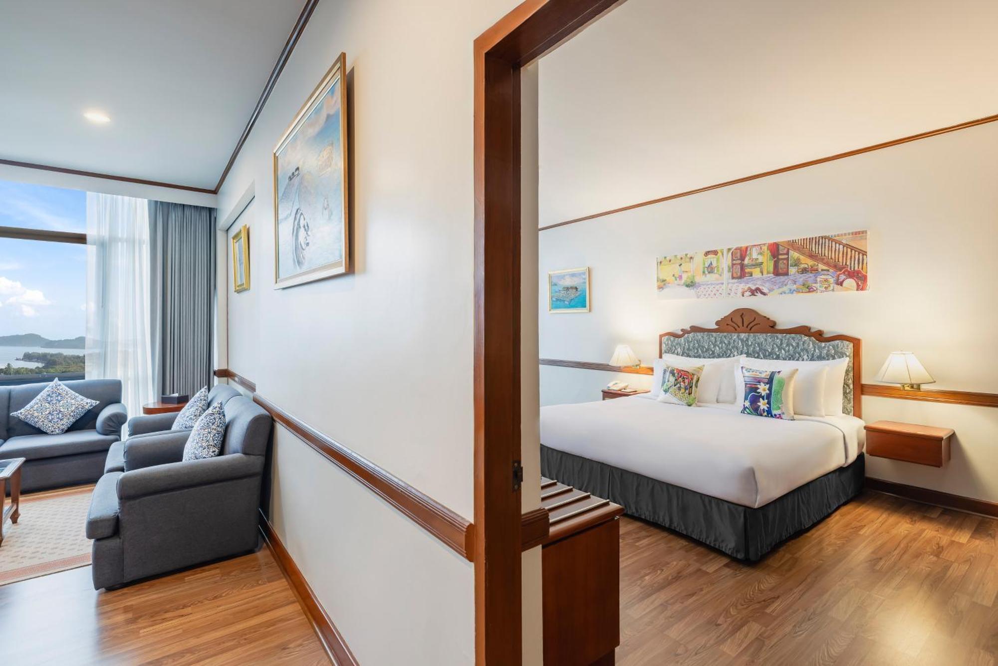 Executive Suite