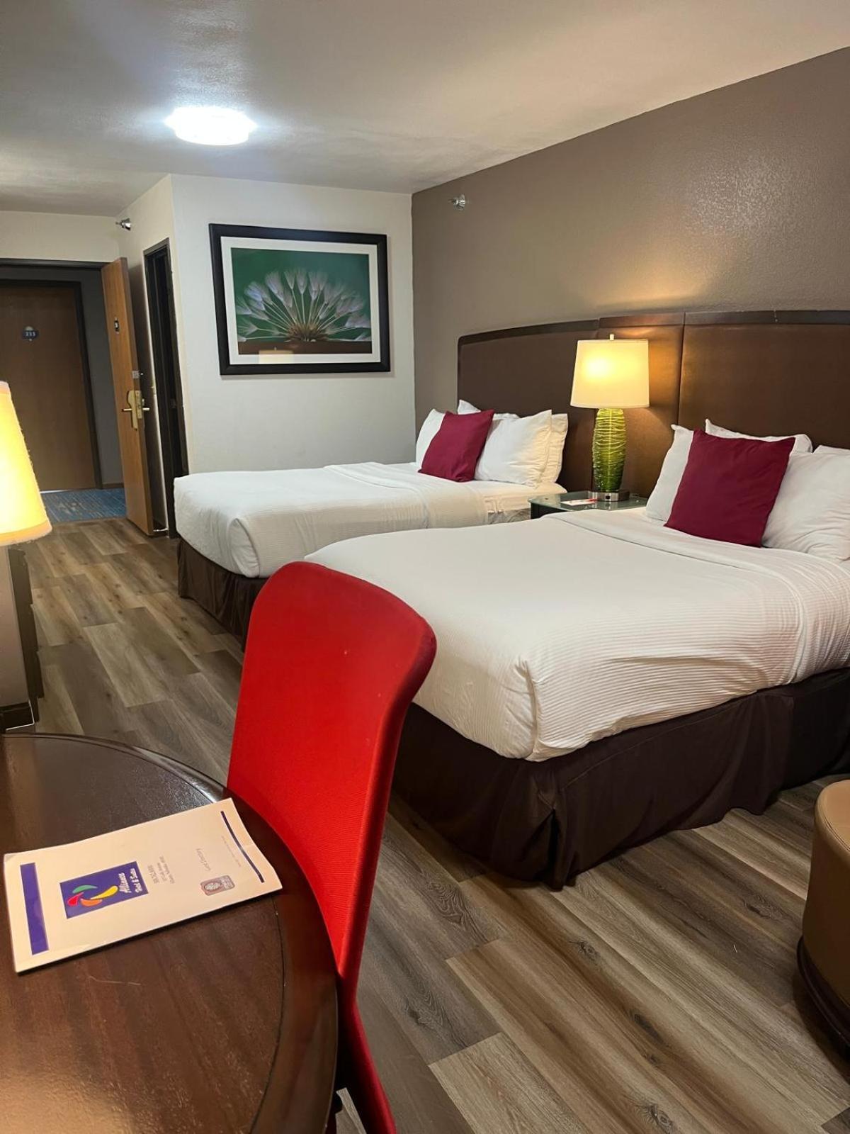 Double Room with Two Double Beds - Non-Smoking,1598922166:JPEG