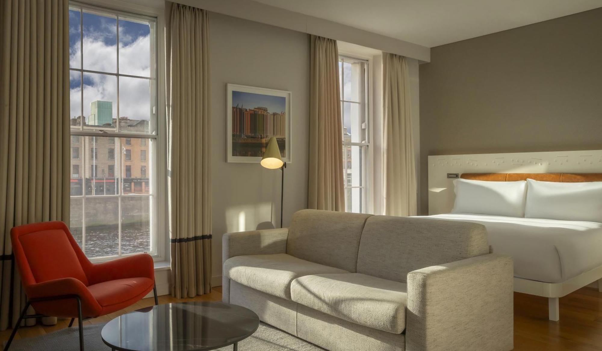 Suite Junior con vistas al río