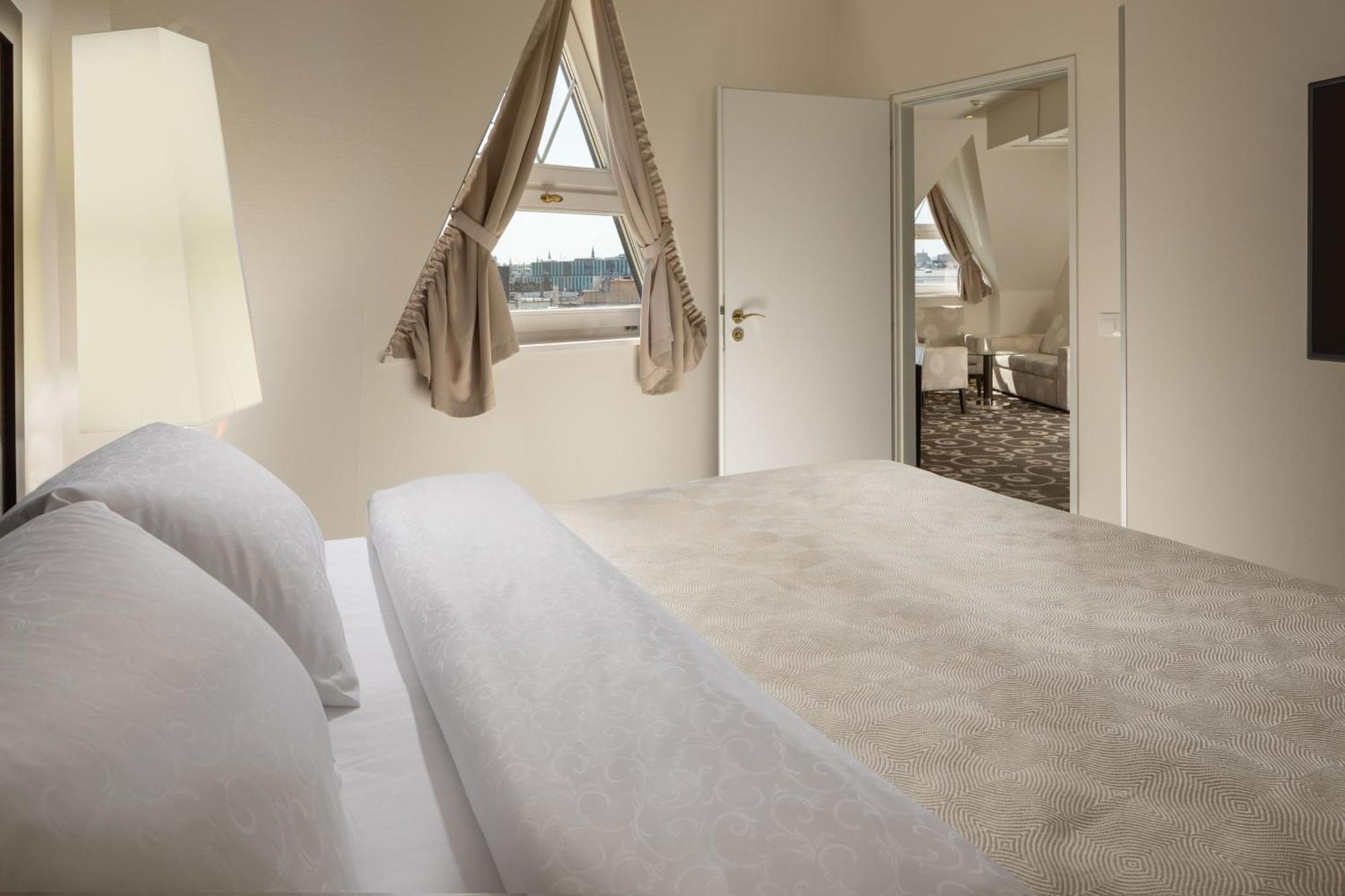 Suite with City View