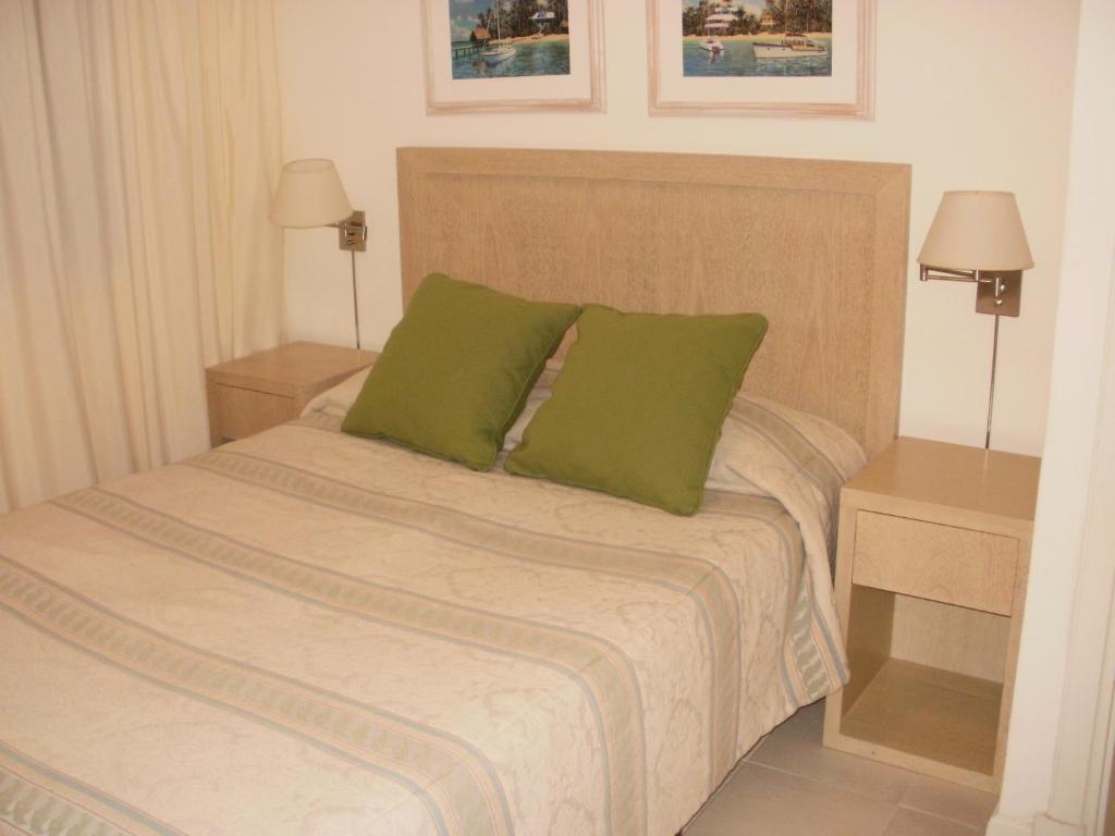 Apartamento de 2 Quartos (30 metros do hotel)