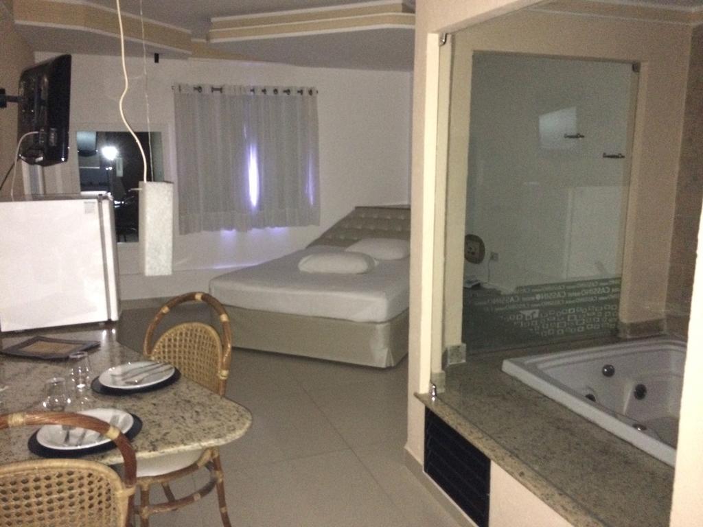Quarto Duplo Deluxe com DVD