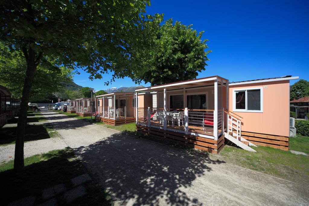 Top Mobile Home,403300629:JPEG