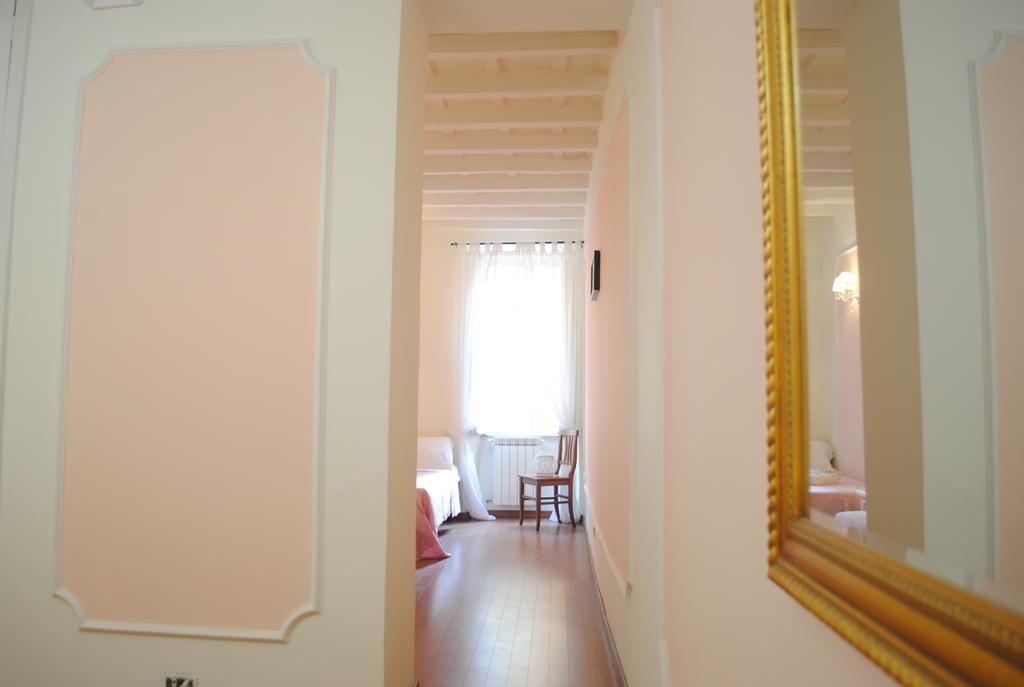 Camera Familiare con Bagno Privato