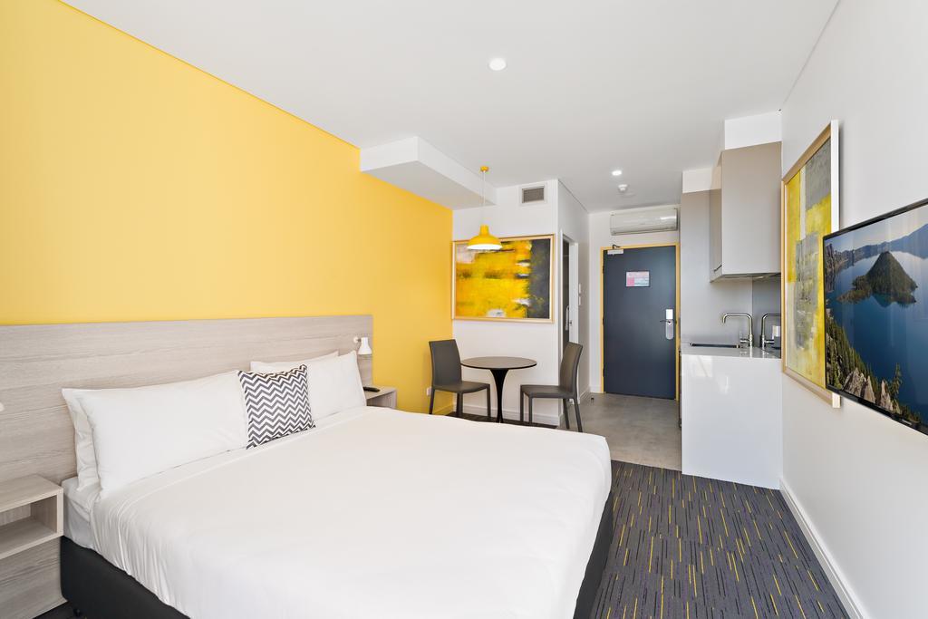 Queen Suite