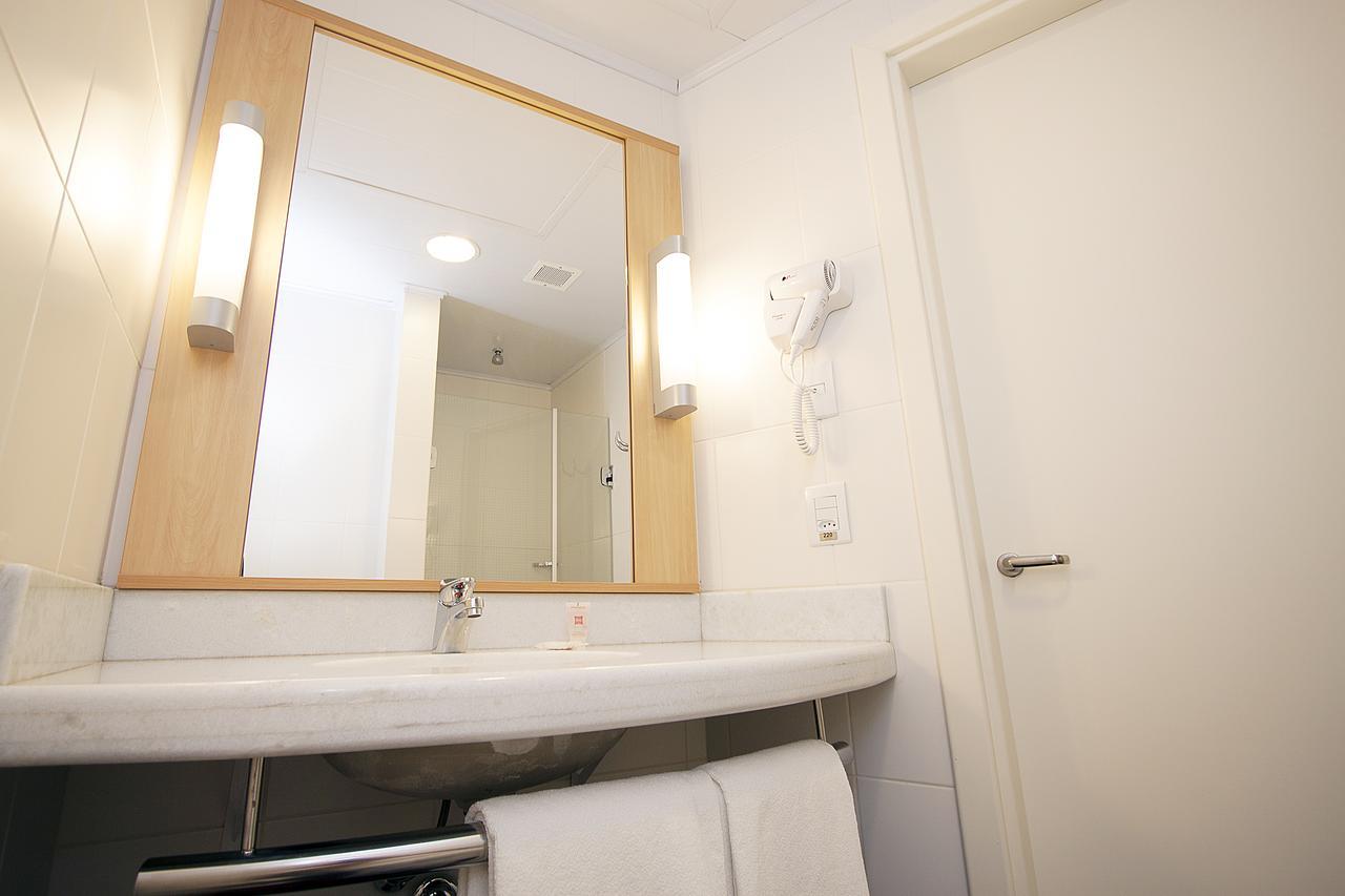 Quarto Standard com 2 Camas de Solteiro