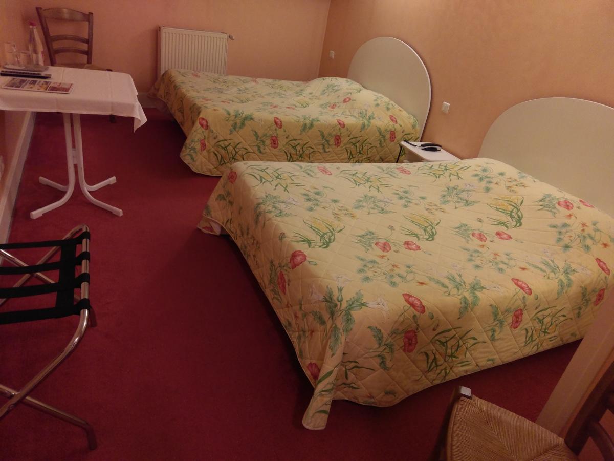 Triple Room,520747965:JPEG