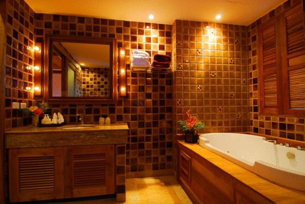 Deluxe Double Room with Spa Bath