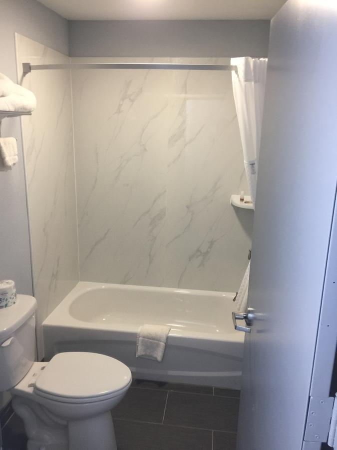 Double Room with Two Double Beds - Smoking