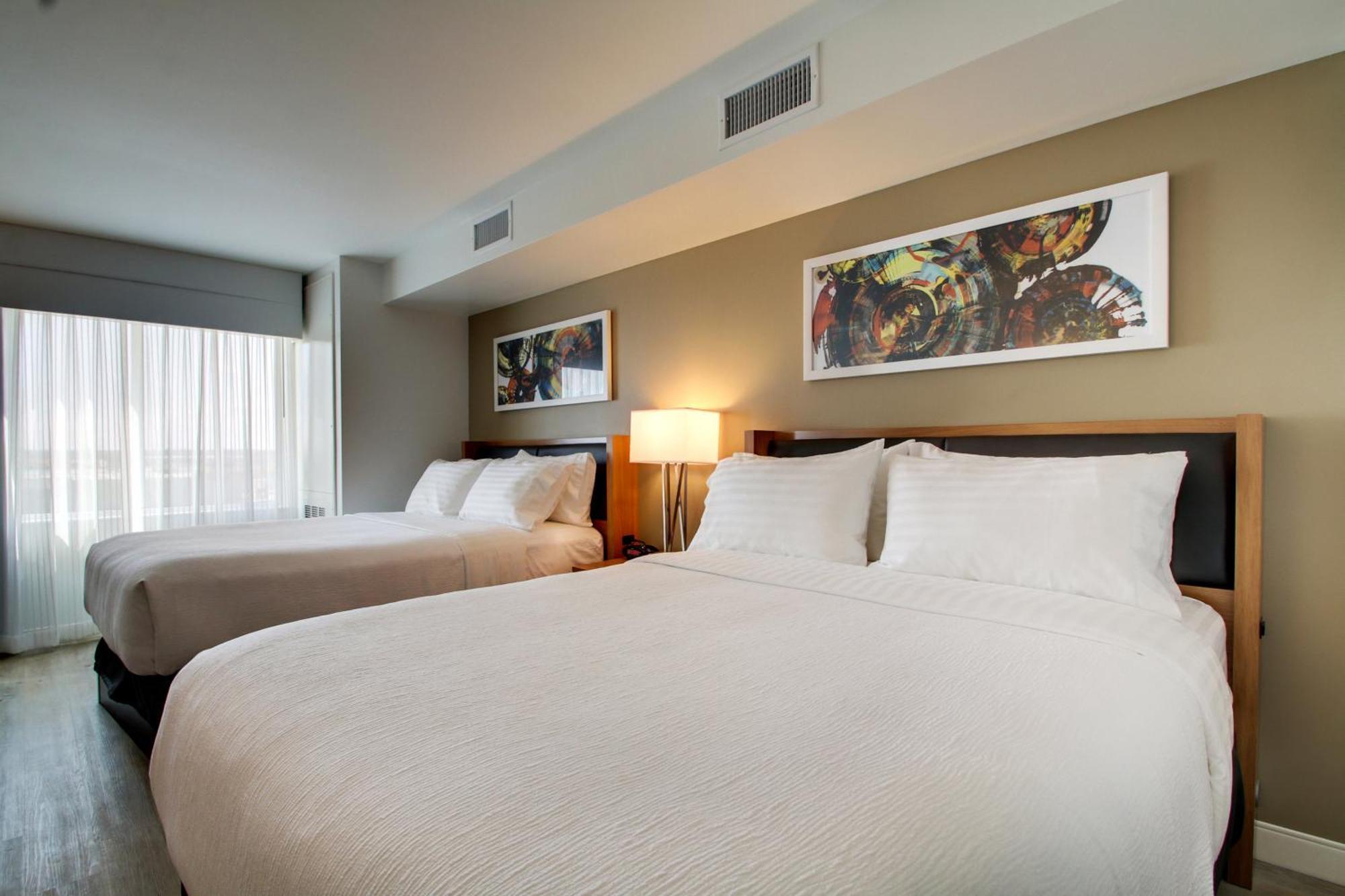 Standard Queen Room with Two Queen Beds and Mobility Accessible Tub,546945735:JPEG