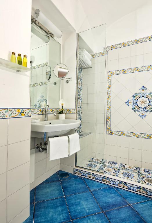 Quarto Superior com Cama de Casal ou 2 de Solteiro