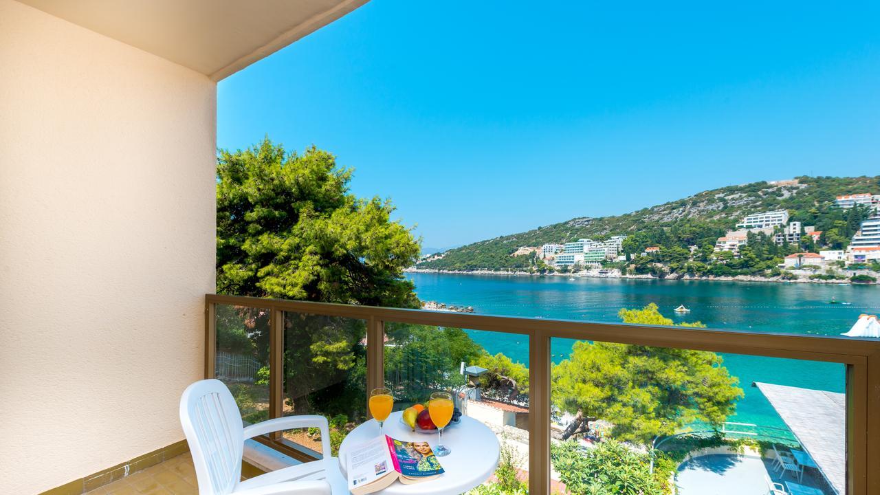 Superior tweepersoonskamer met balkon en uitzicht op zee