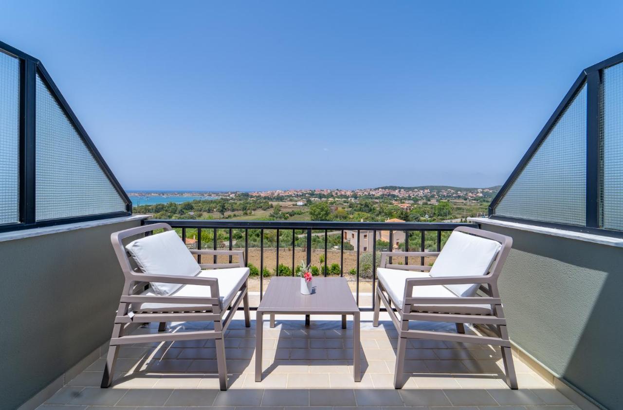 Double or Twin Room with Sea View