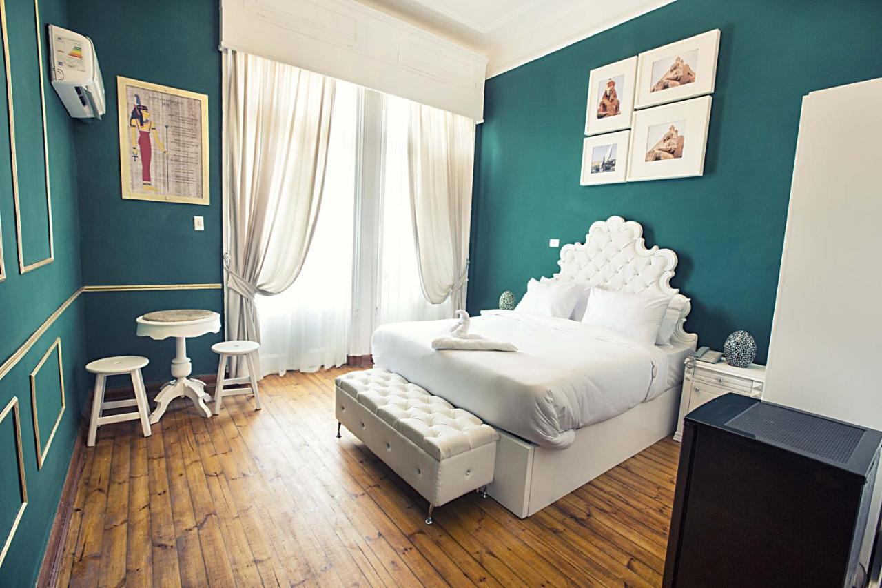 Chambre Lit Queen-Size avec Balcon