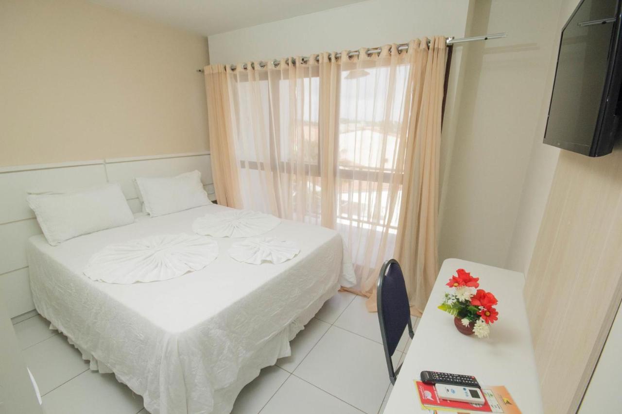 Habitación Doble con vistas parciales al mar