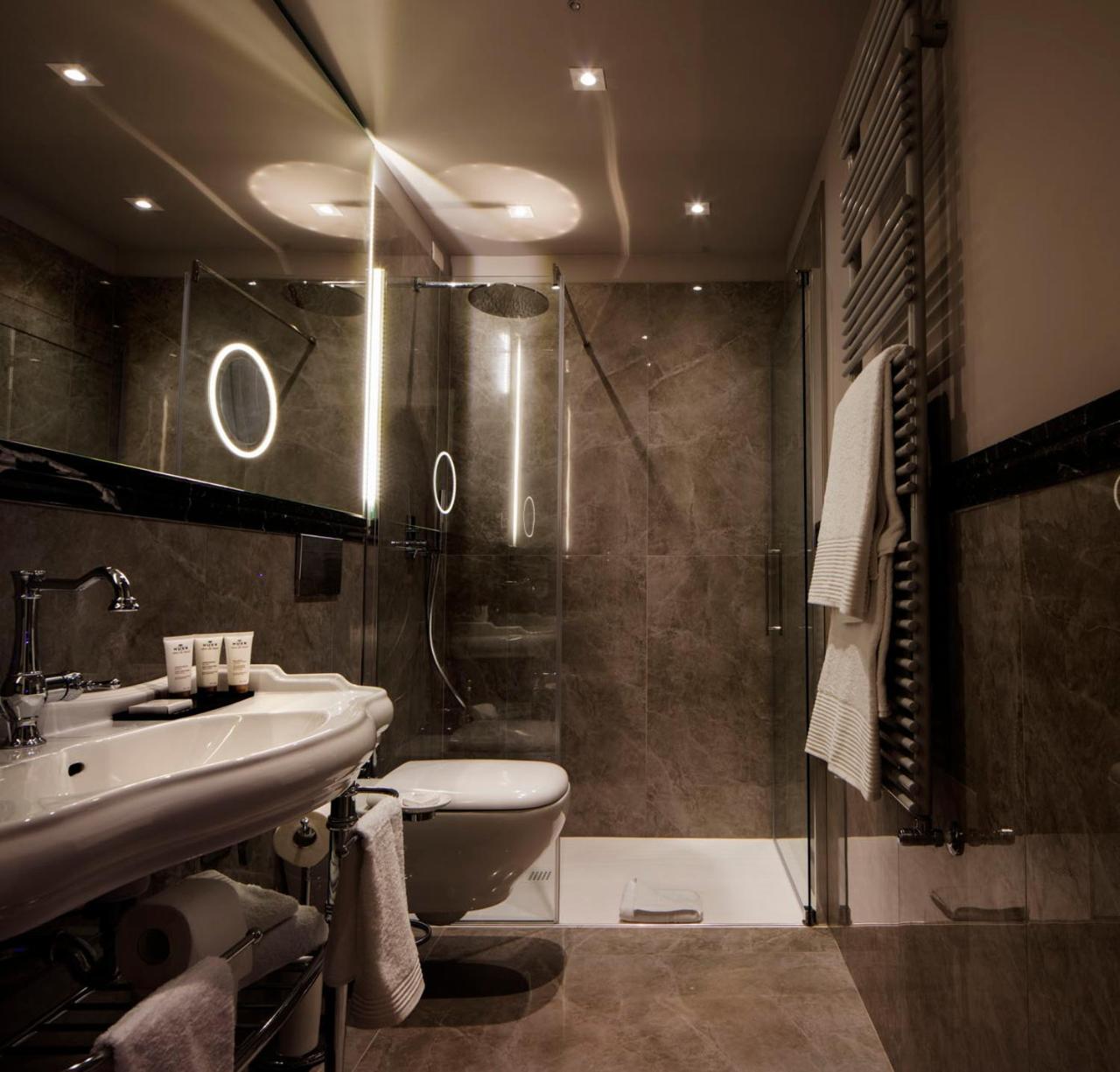 Suite Terraza con bañera de hidromasaje privada