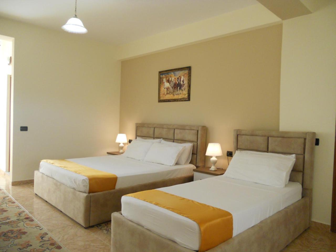 Dreibettzimmer