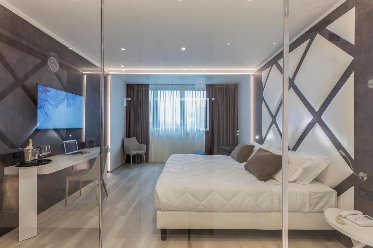Superior Single Room,1704906415:JPEG