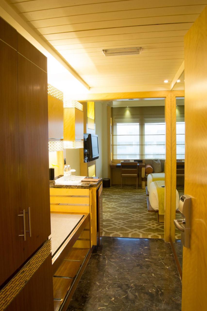 Habitación Doble Deluxe (2 adultos + 1 niño)