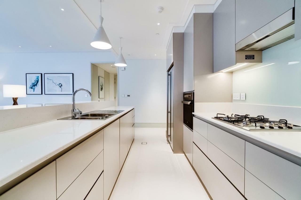 Apartamento de 2 dormitorios con vistas parciales al rascacielos Burj Khalifa
