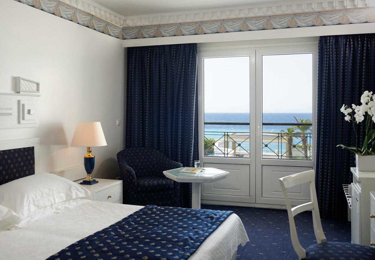 Quarto com 2 Camas de Solteiro e Vista do Mar