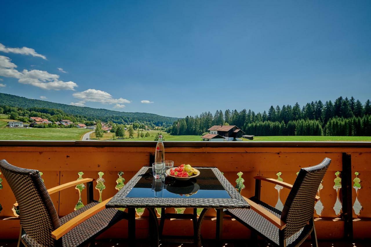Doppelzimmer mit Balkon