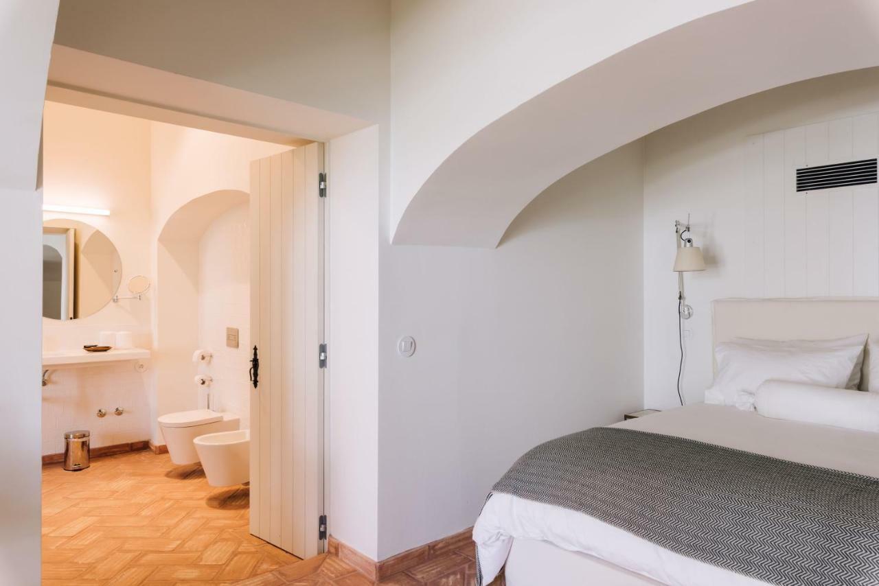 Quarto Duplo com Vista Jardim