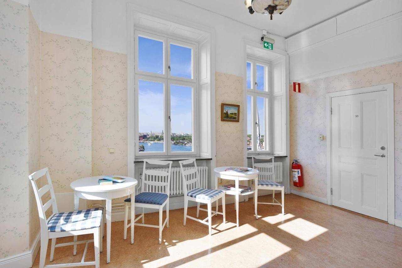 Habitación Individual Económica con vistas al mar y baño compartido