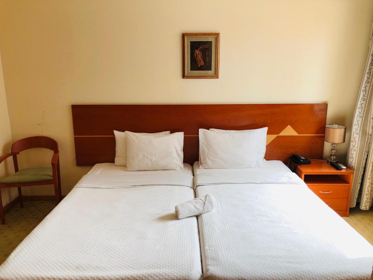 Zweibettzimmer