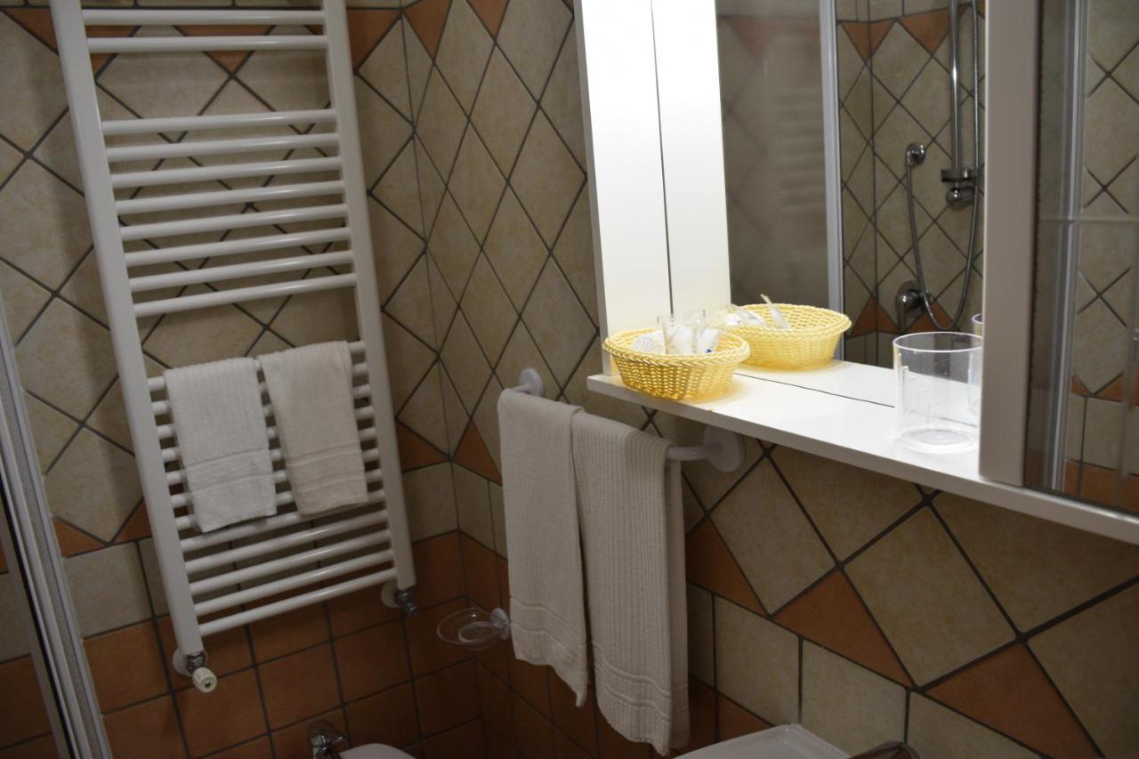 Camera Matrimoniale con Bagno Privato