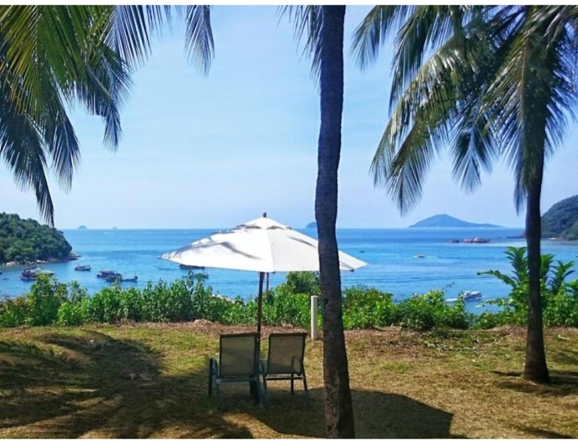 Seaview Chalet