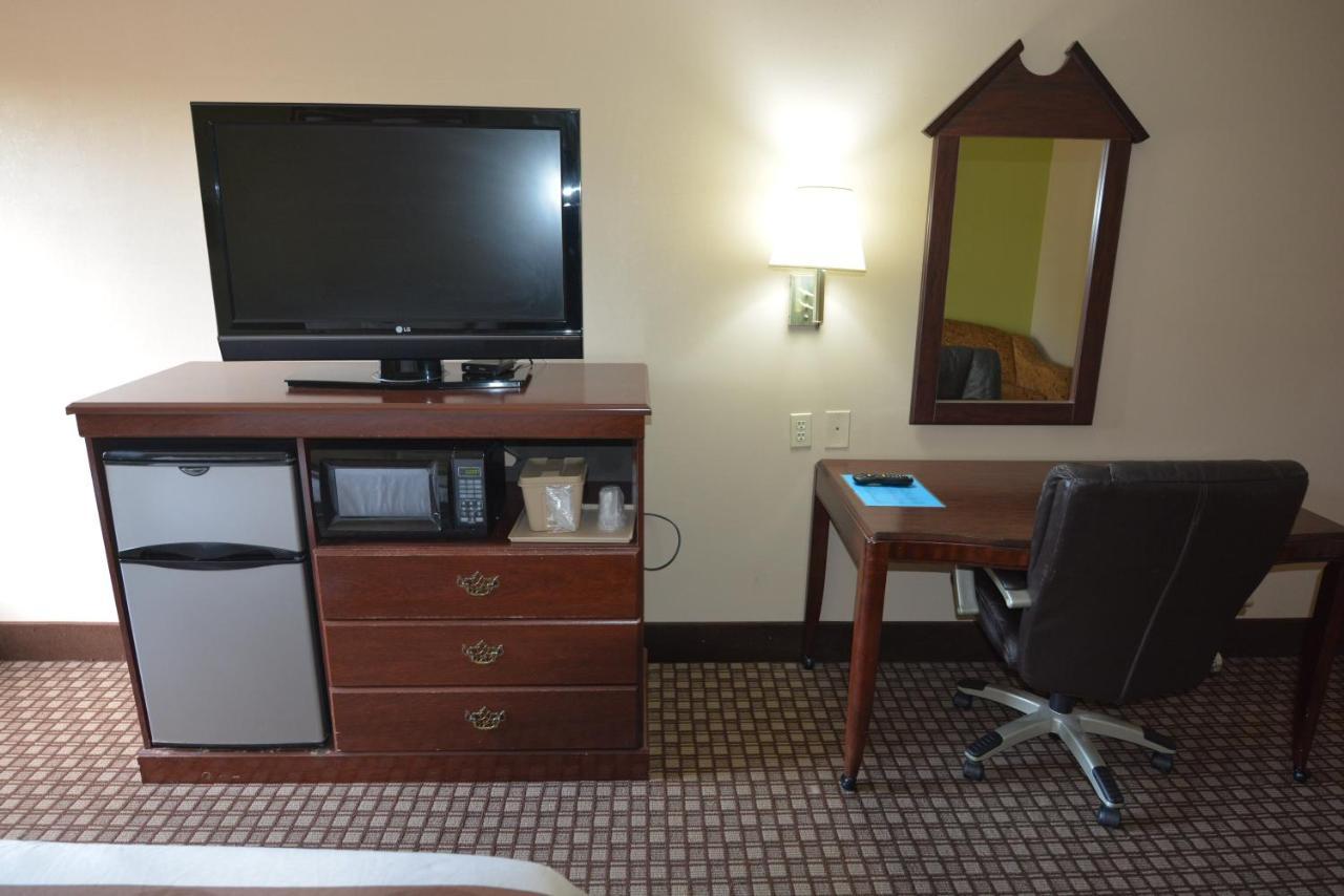 Standard King Room