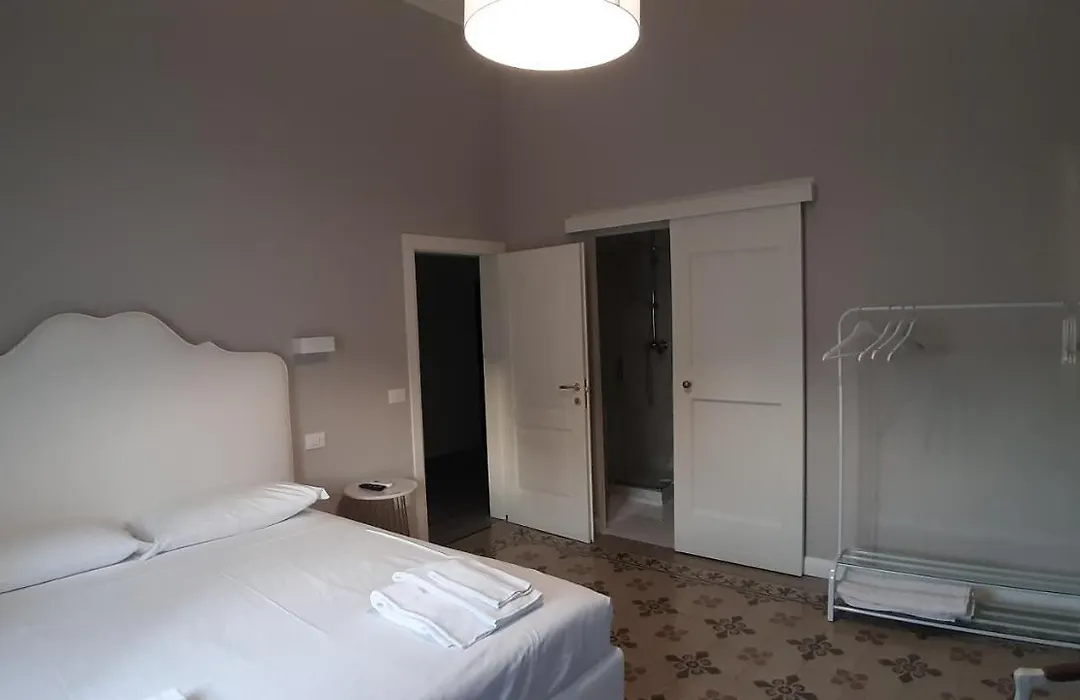 B&B Suite 44-1