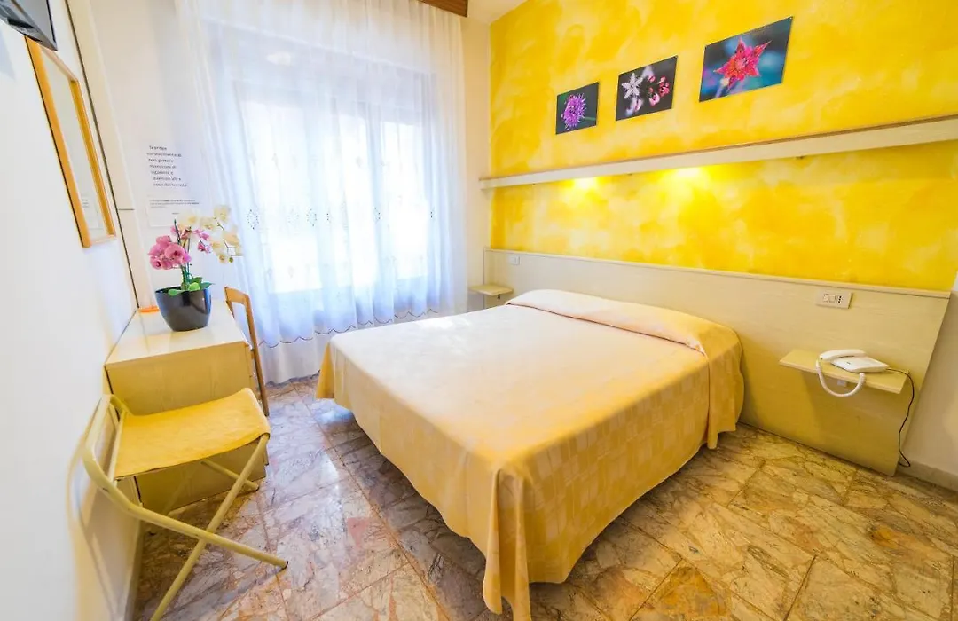 Hotel Leon D'Oro-1