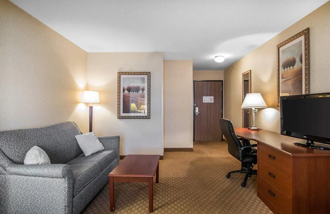 Sleep Inn & Suites Salina-1