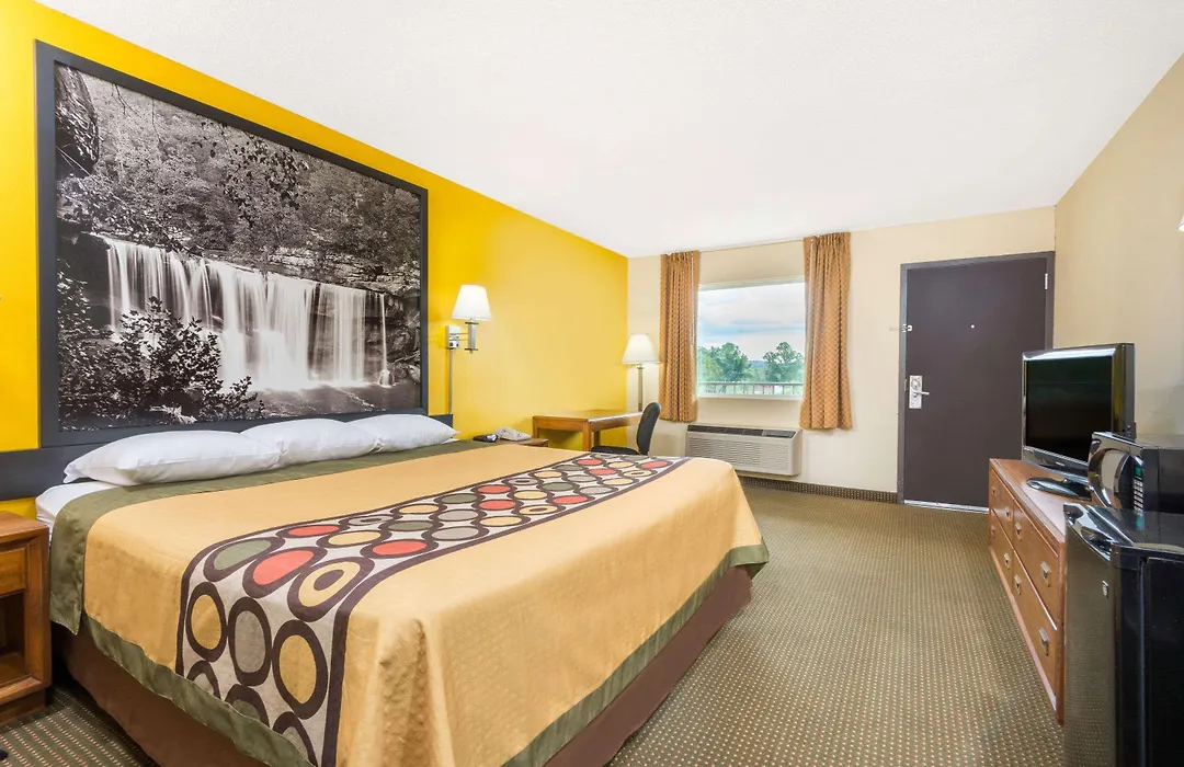 Super 8 By Wyndham Williamsburg-1