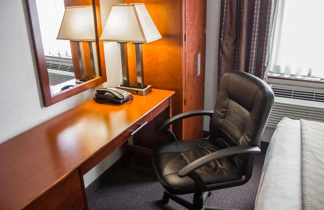 Quality Inn Long Island City - Queensboro Bridge-1
